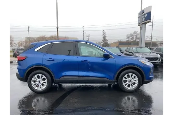 $22922 : Ford Escape 2023 AWD Active image 4
