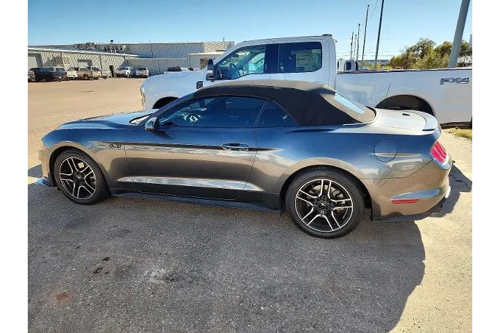 $15995 : Ford Mustang 2018 EcoBoost P image 3