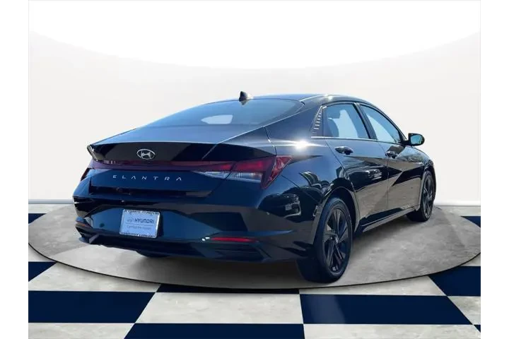 $18955 : Hyundai ELANTRA 2022 SEL 4dr image 5