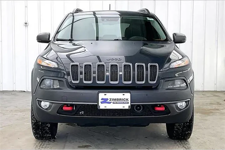 $11990 : Jeep Cherokee 2016 4x4 Trail image 3