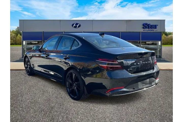 $31995 : Genesis G70 2023 2.0T 4dr Se image 5