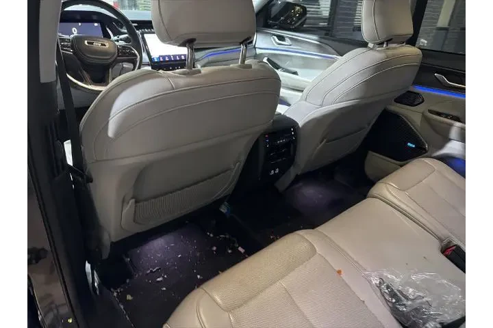 $27622 : Jeep Grand Cherokee L 2021 4 image 9