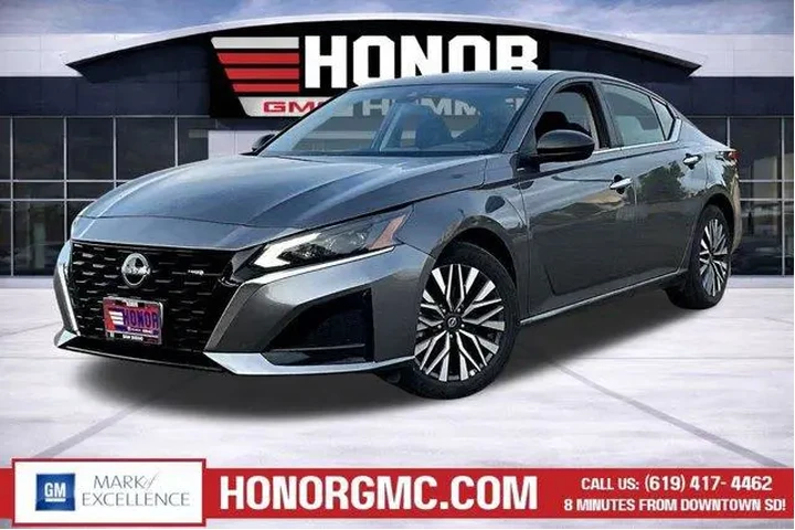 $21988 : Nissan Altima 2025 2.5 SV 4d image 3