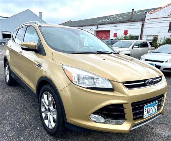 $7995 : 2014 Escape Titanium image 4