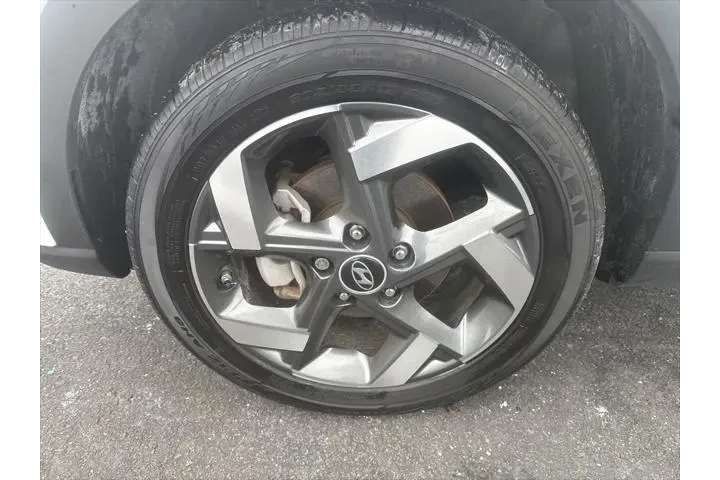 $16495 : Hyundai VENUE 2023 Limited 4 image 10