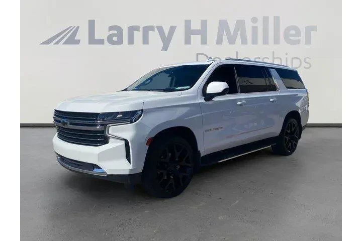 Chevrolet Suburban 2021 4x4 image 1