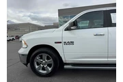 $11555 : Ram 1500 2014 4x4 SLT 4dr Qu thumbnail