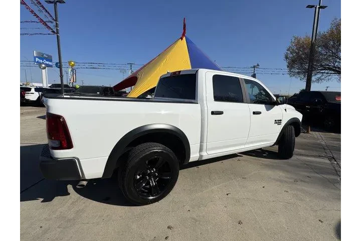 $31778 : Ram 1500 Classic 2023 4x4 SL image 6