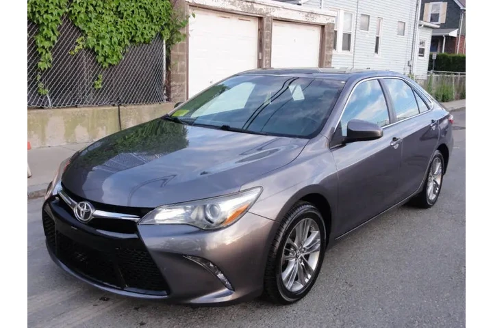 $12950 : 2016 Camry SE image 2