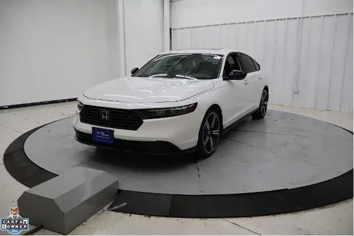 $28995 : Honda Accord Hybrid 2024 Spo image 8