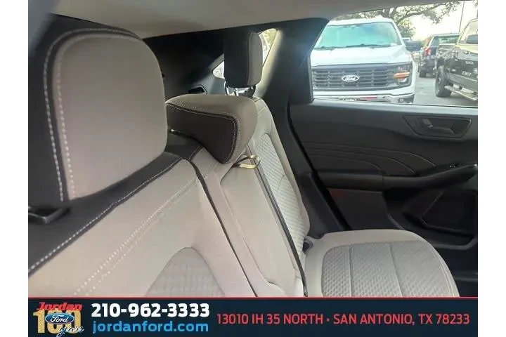 $20686 : Ford Escape 2022 SE 4dr SUV image 10