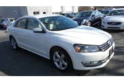 $8900 : 2015 Passat 1.8T Limited Edit thumbnail