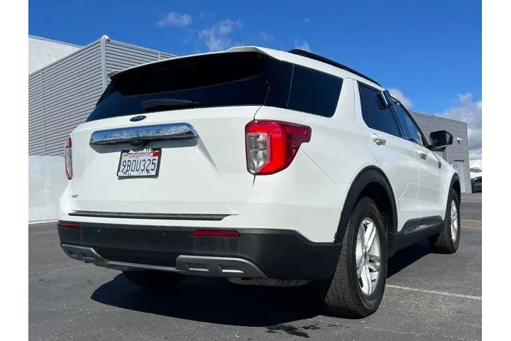 $26997 : Ford Explorer 2022 XLT 4dr S image 3