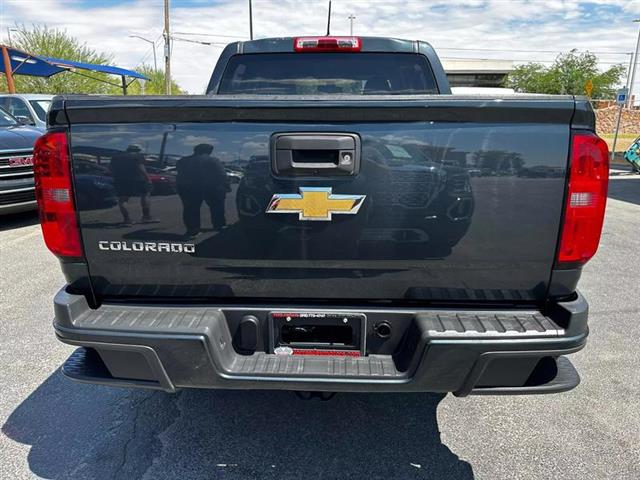 $24995 : Pre-Owned 2018 Colorado Crew image 7