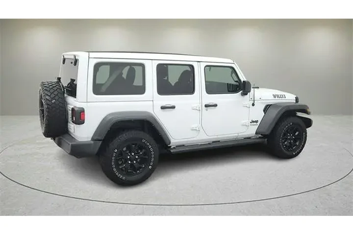 $30999 : Jeep Wrangler Unlimited 2021 image 10