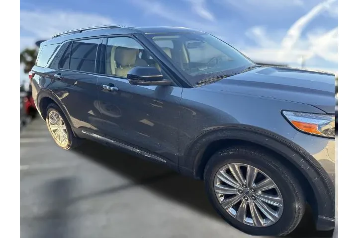 $35900 : Ford Explorer Hybrid 2023 AW image 4