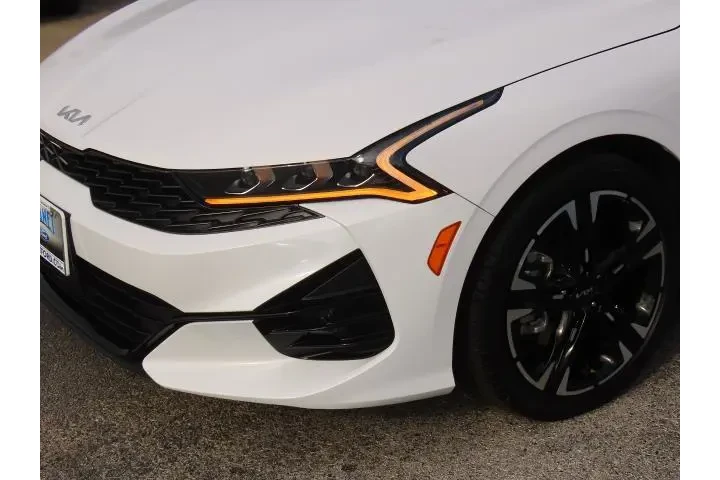 $26999 : Kia K5 2023 GT-Line 4dr Seda image 2