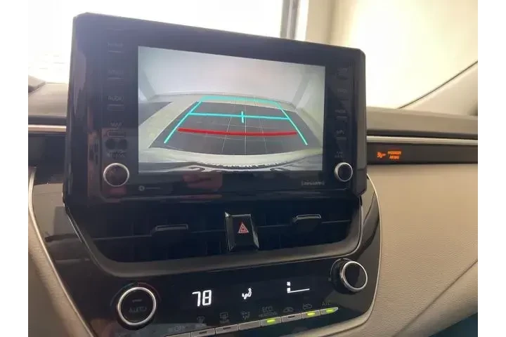 $16494 : Toyota Corolla 2022 LE 4dr S image 9