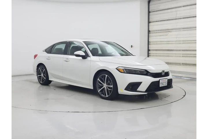 $27998 : Honda Civic 2023 Touring 4dr image 1