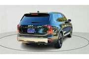 $30296 : Kia Telluride 2024 AWD S 4dr thumbnail