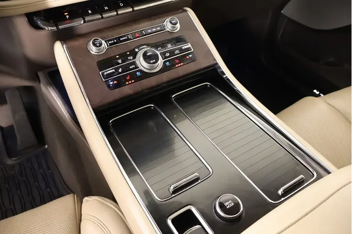 $39699 : Lincoln Aviator 2022 Reserve image 9