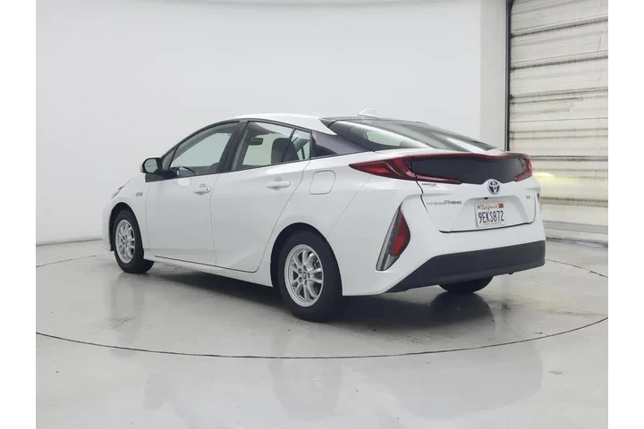 $28998 : Toyota Prius Prime 2022 XLE image 2
