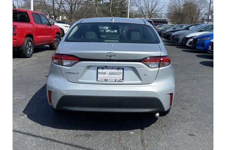 $16134 : Toyota Corolla 2023 LE 4dr S image 5