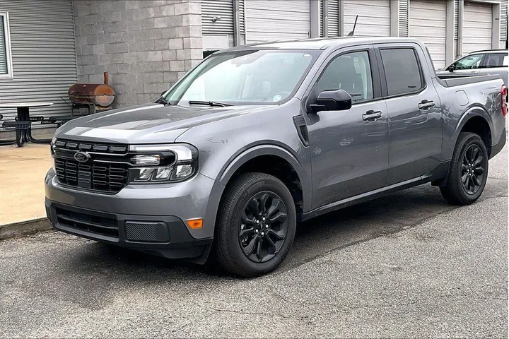 $32691 : Ford Maverick 2024 Lariat 4d image 2