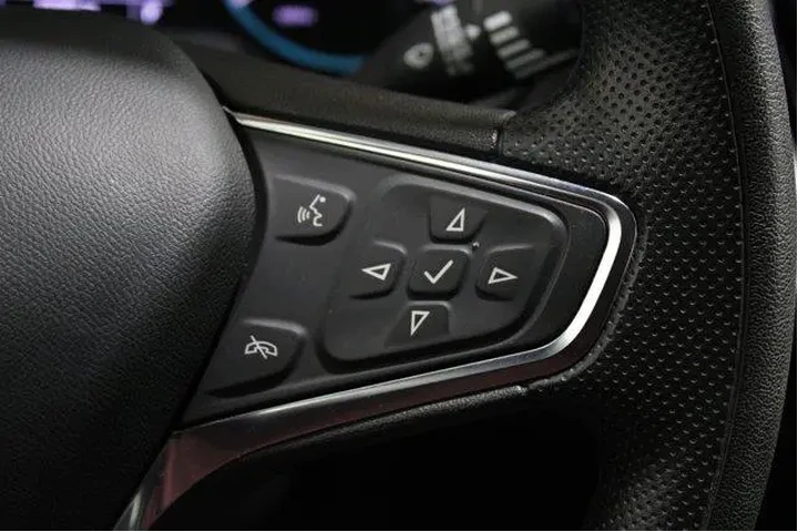 $20988 : Chevrolet Malibu 2023 LT 4dr image 10