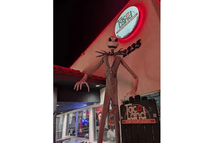 Se Busca Cajera/Cashier Wanted image 2