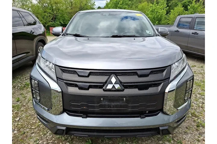 $19953 : Mitsubishi Outlander Sport 2 image 2