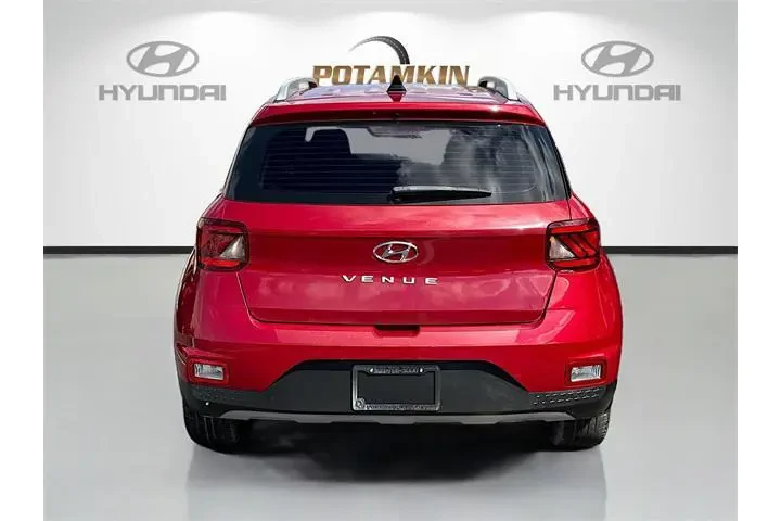 $15367 : Hyundai VENUE 2022 SEL 4dr C image 6