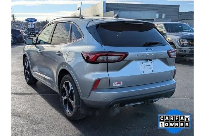 $25339 : Ford Escape 2023 AWD ST-Line image 5