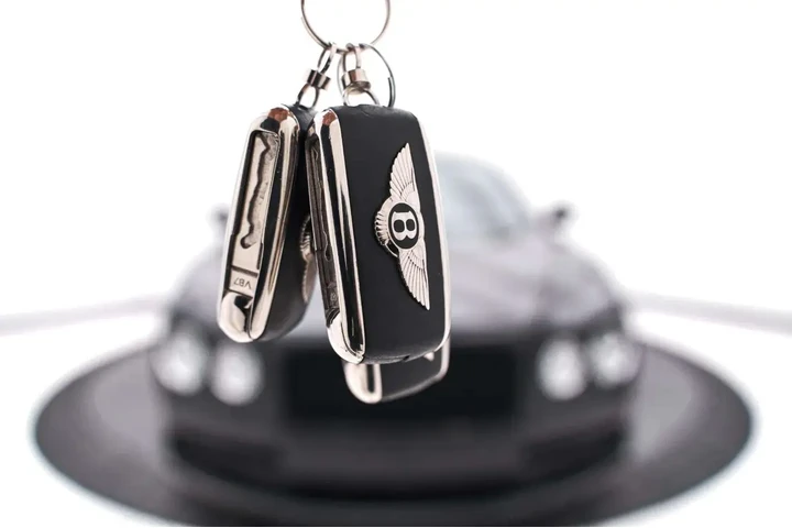 $63995 : 2016 Flying Spur image 9