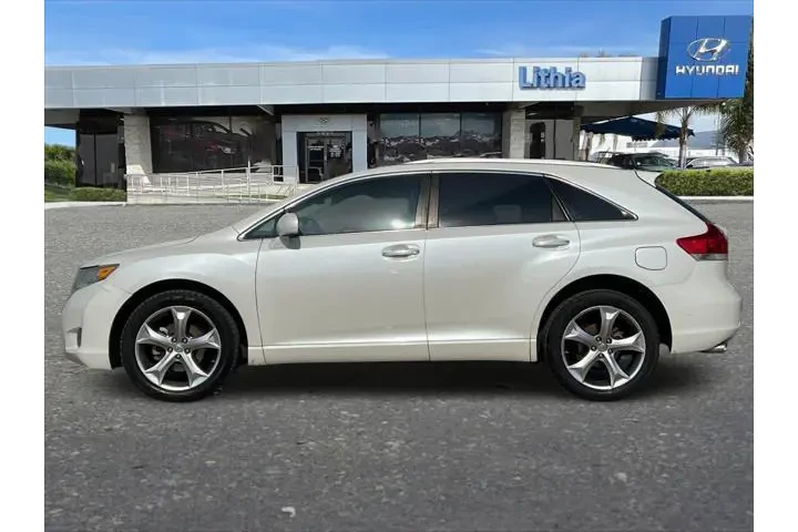 $9899 : Toyota Venza 2011 AWD V6 4dr image 6