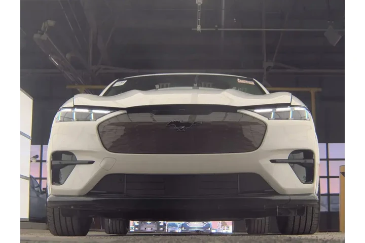 $37999 : Ford Mustang Mach-E 2025 AWD image 3