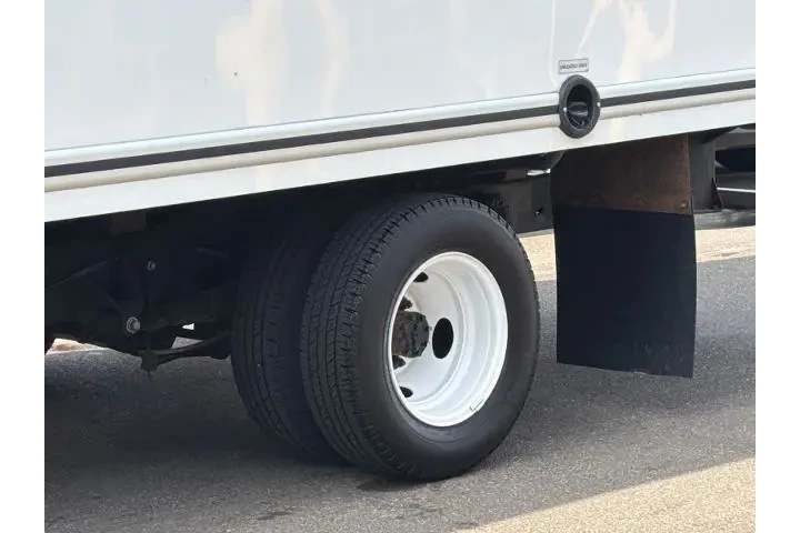 $40000 : Ford E-Series 2024 E-350 SD image 6