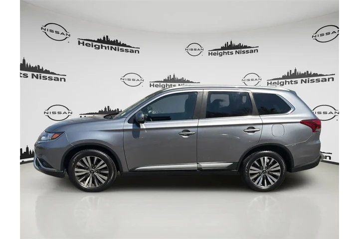 $18790 : Mitsubishi Outlander 2019 AW image 2