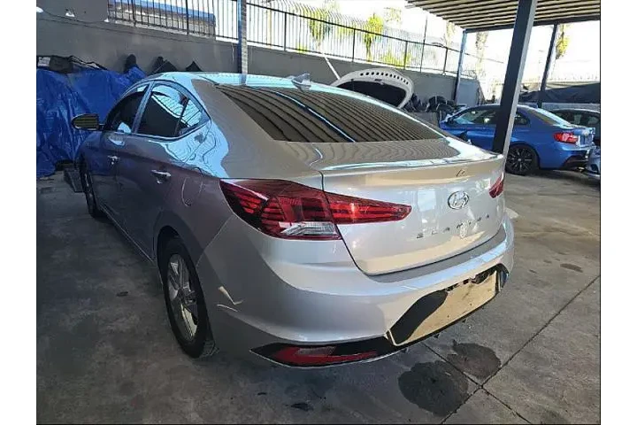 $13995 : Hyundai ELANTRA 2020 Limited image 1