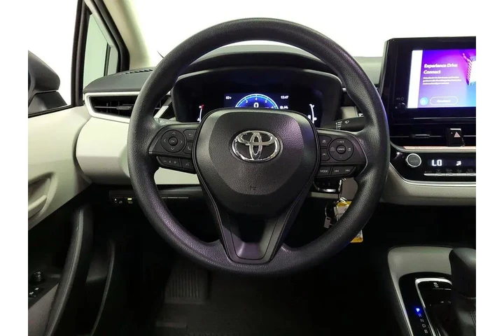 $23998 : Toyota Corolla 2026 LE 4dr S image 10