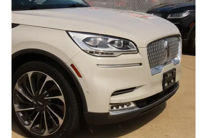 $29911 : Lincoln Aviator 2021 AWD Res image 5