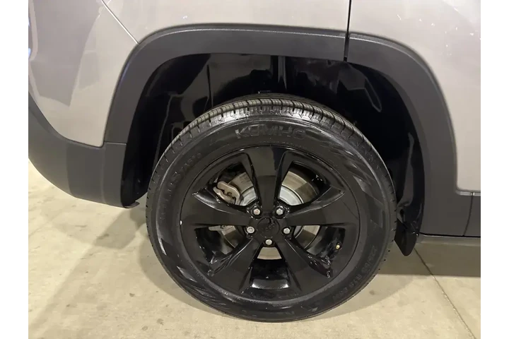 $14998 : Jeep Cherokee 2018 Latitude image 10