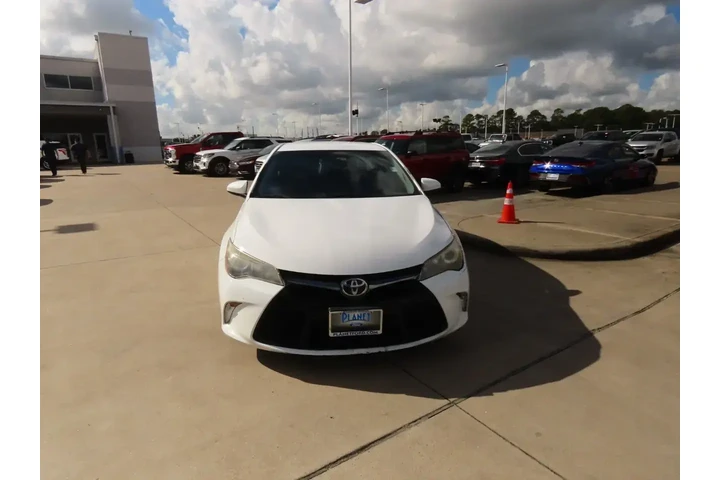 $9999 : Toyota Camry 2015 SE 4dr Sed image 5