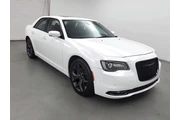 Chrysler 300 2023 S V6 4dr S en Charlotte