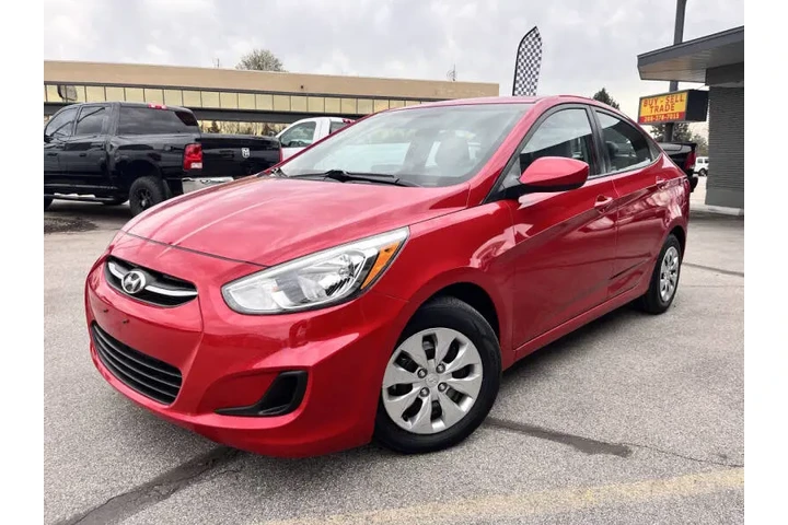 $12450 : 2017 Accent SE image 3