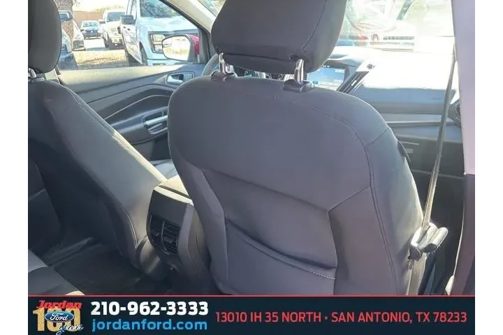 $16035 : Ford Escape 2019 SE 4dr SUV image 8