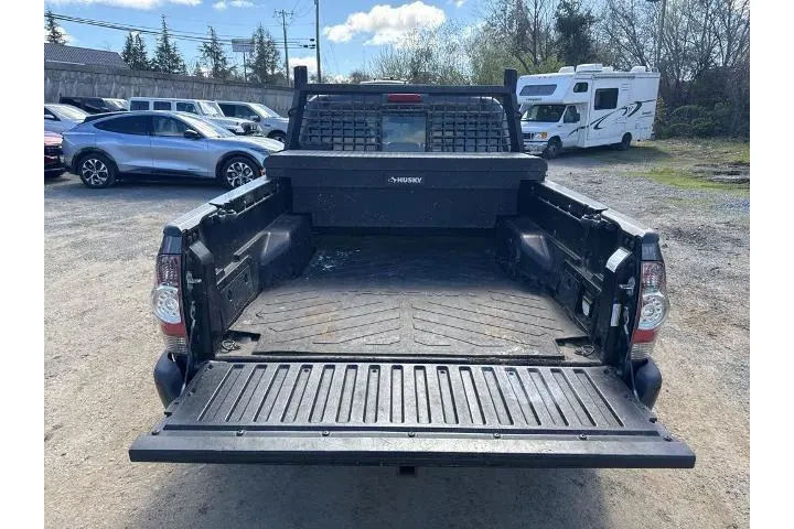 $24500 : Toyota Tacoma 2015 4x4 V6 4d image 5
