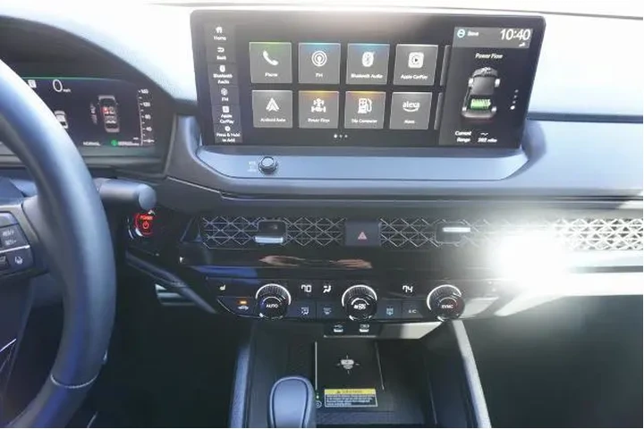 $34288 : Honda Accord Hybrid 2025 Spo image 8
