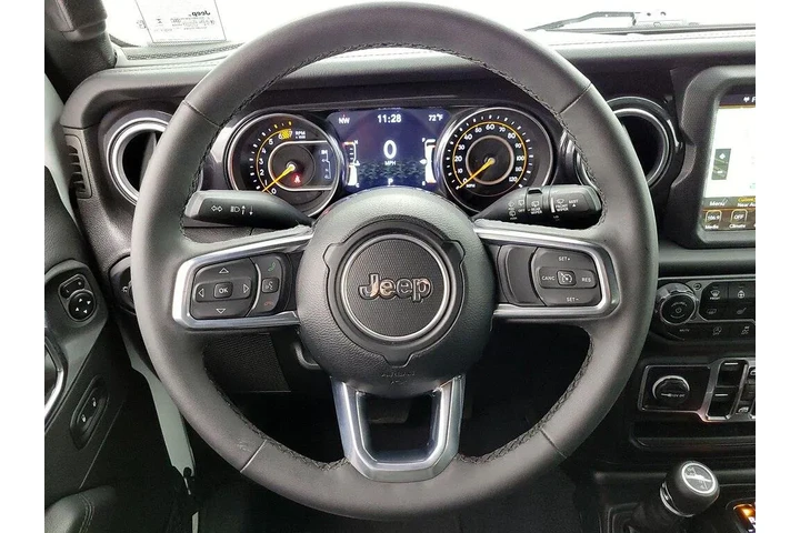 $38998 : Jeep Wrangler 2023 4x4 Sahar image 10