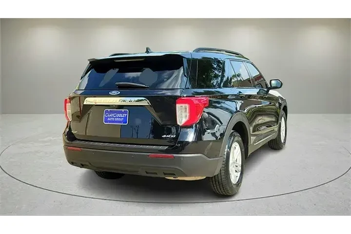 $24742 : Ford Explorer 2023 AWD XLT 4 image 3